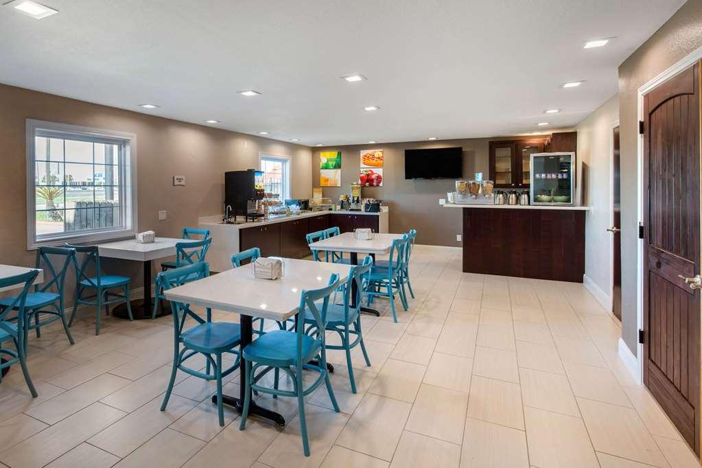 Quality Inn & Suites Port Arthur - Nederland Ресторан фото