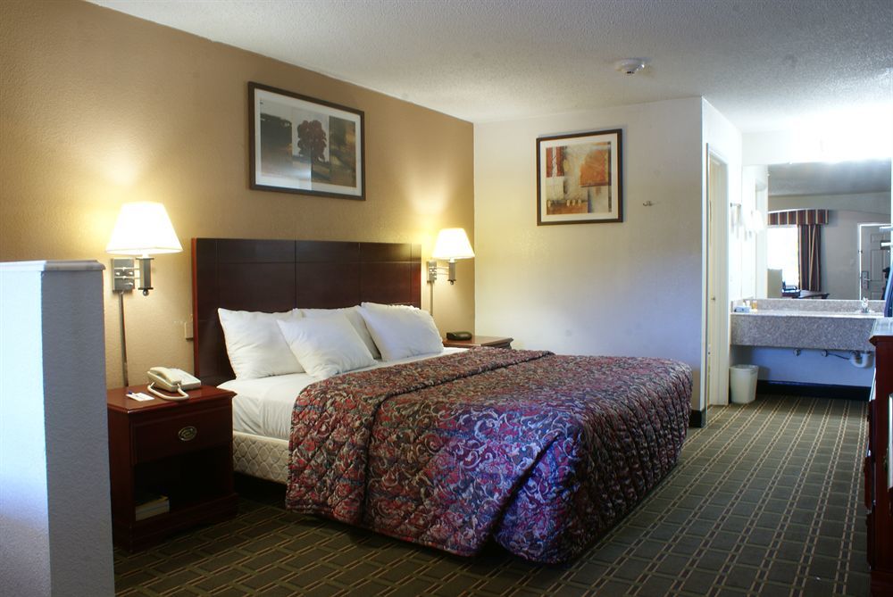 Quality Inn & Suites Port Arthur - Nederland Екстер'єр фото